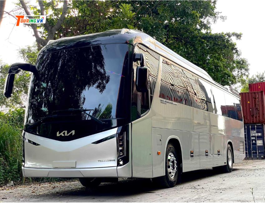 Kia Granbird 47 ghế